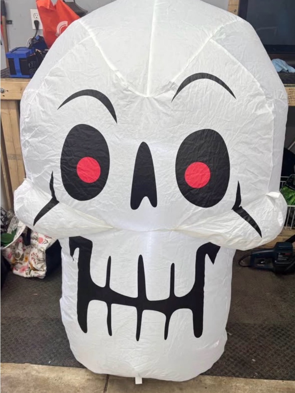 5 foot blow up skeleton head Halloween